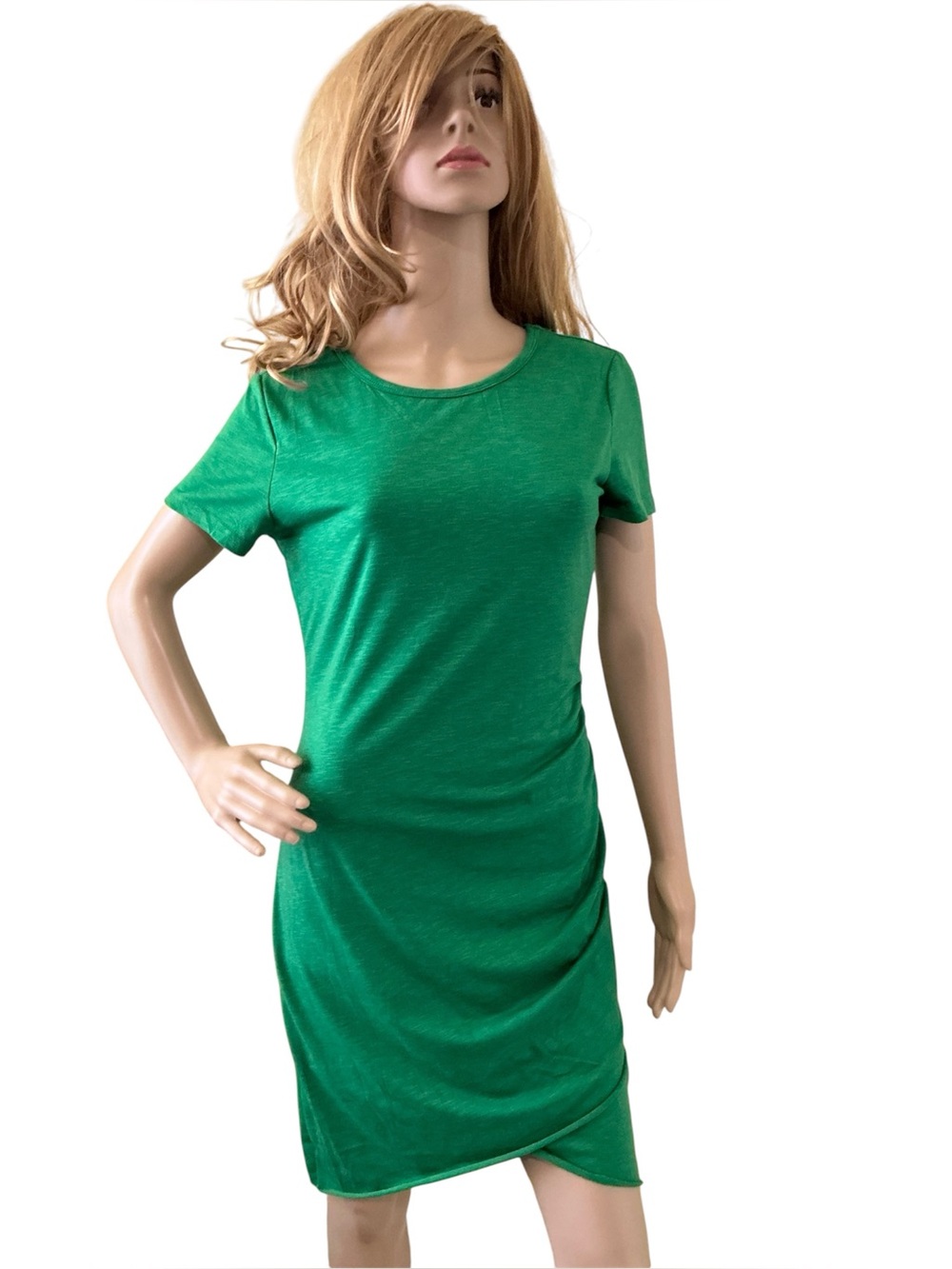emerald green dress